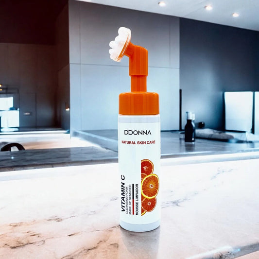 Mousses nettoyantes avec brosse pour le visage – D’Donna