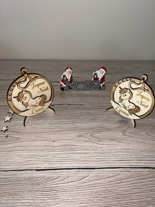 Boules de Noël en Bois Gravées au Laser.